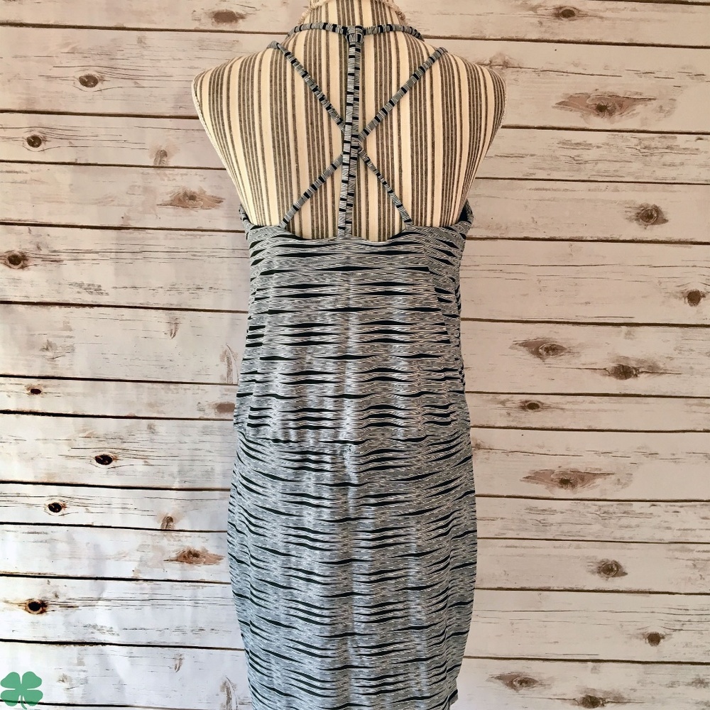🎉2xHP🎉 Athleta Ariel Venice Swim Dress Size MP - Picture 3 of 9